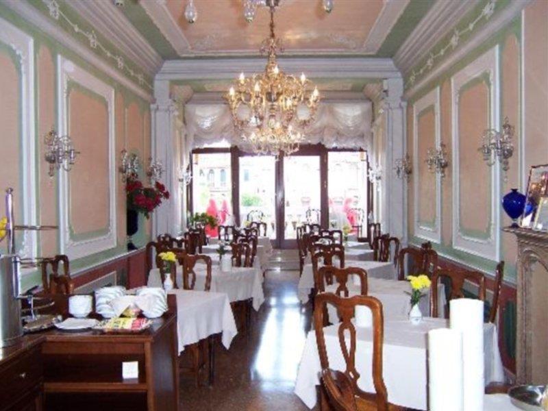 Hotel San Cassiano Ca'Favretto Velence Kültér fotó