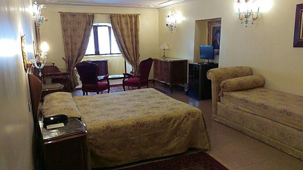 Hotel San Cassiano Ca'Favretto Velence Kültér fotó